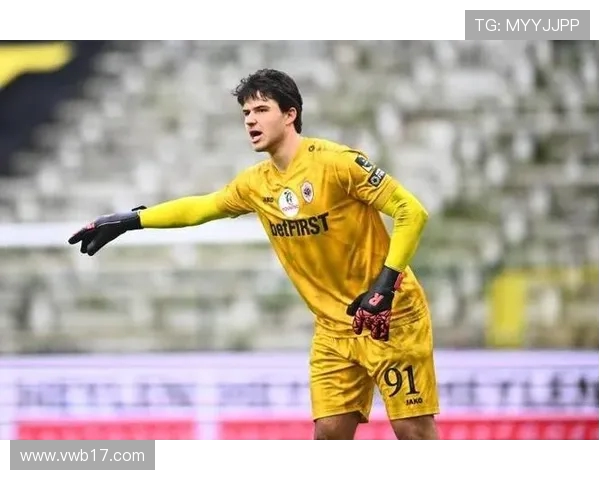 罗马诺：阿德耶米确定留在多特蒙德 今夏未展开任何转会谈判